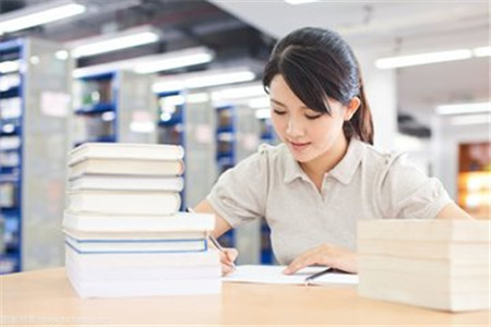 陕西教师资格证面试:自我介绍能透露个人信息吗?
